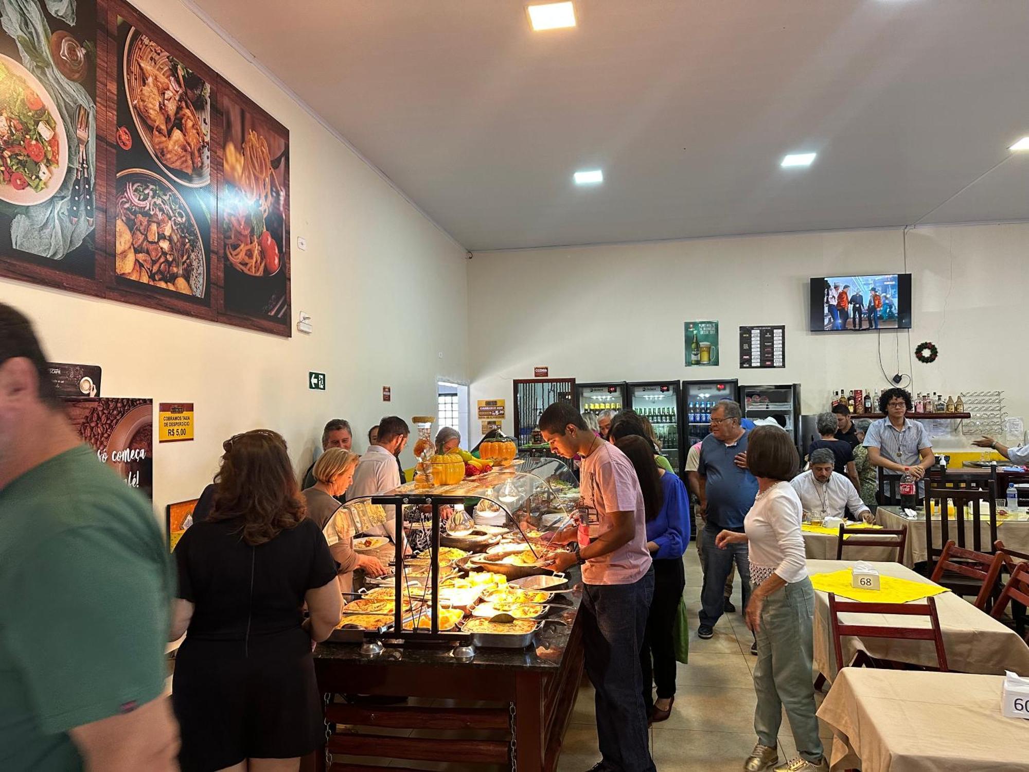 Hotel E Restaurante Na Chacara Dourados Ngoại thất bức ảnh
