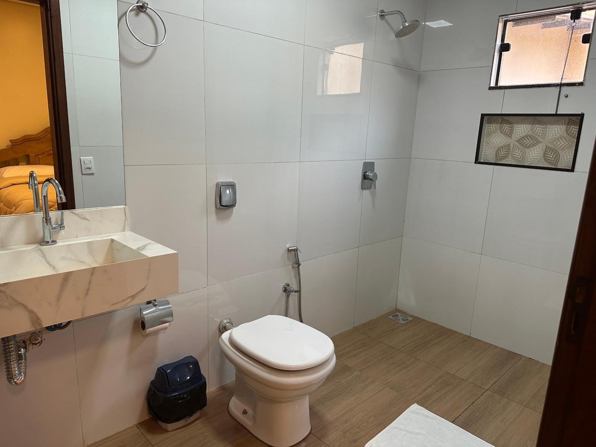 Hotel E Restaurante Na Chacara Dourados Ngoại thất bức ảnh